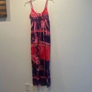 Tracy Lynn size S. 41” from elastic to bottom. Top is 4”. 
Pre owned .Very comf.